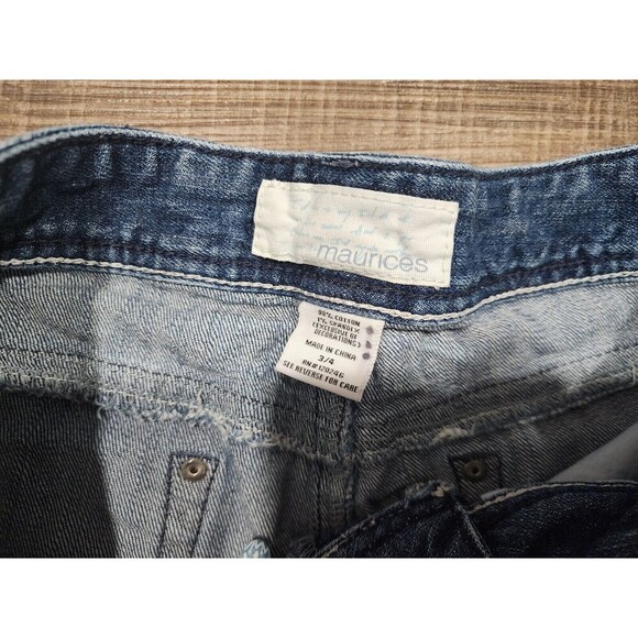 Maurices Bermuda Jean Bermuda Shorts Womens 3/4 Midrise Denim Embroidered - Picture 5 of 6
